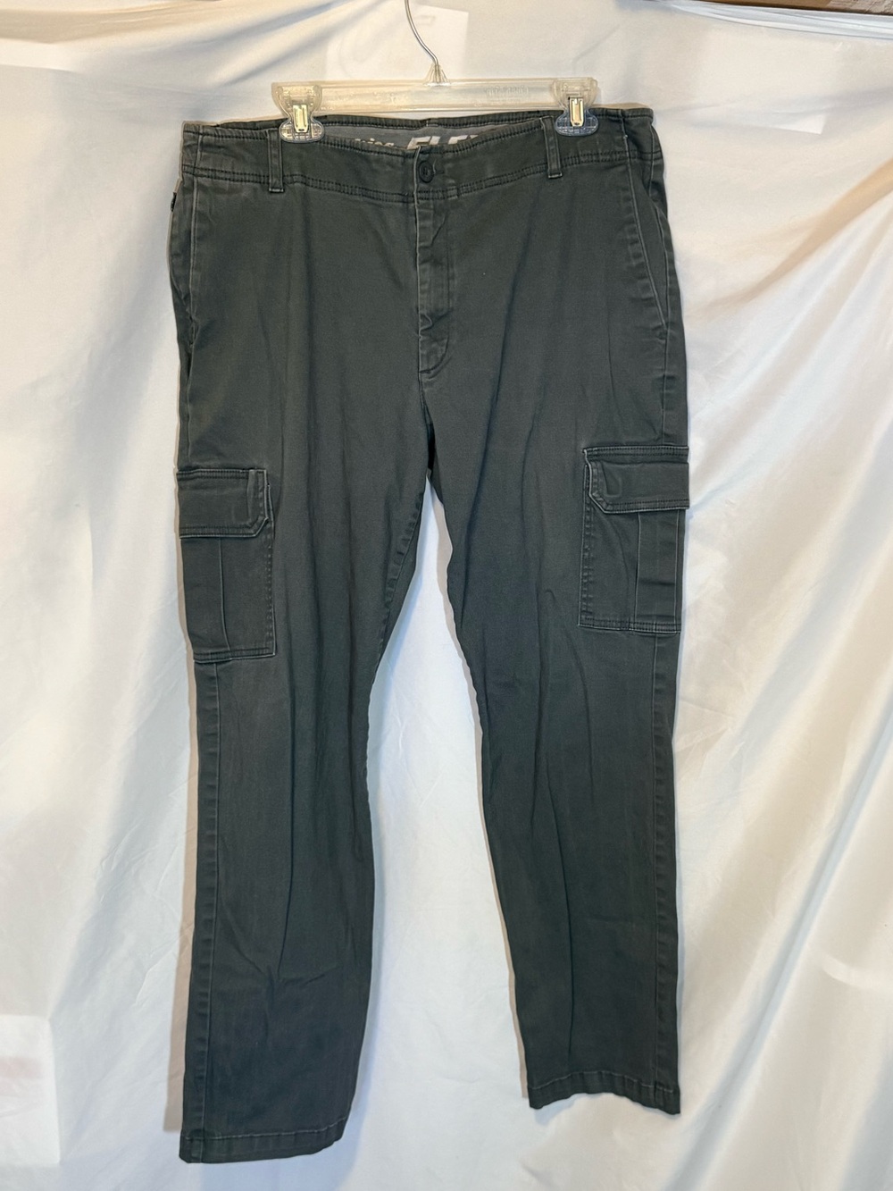 Dickies Men's Charcoal Flex Cargo Pants 98% Cotton 7 Picket size 38/32 (UU10)